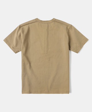 Kurzarm-Henley-T-Shirt aus 10,6 Unzen Baumwolle – Khaki