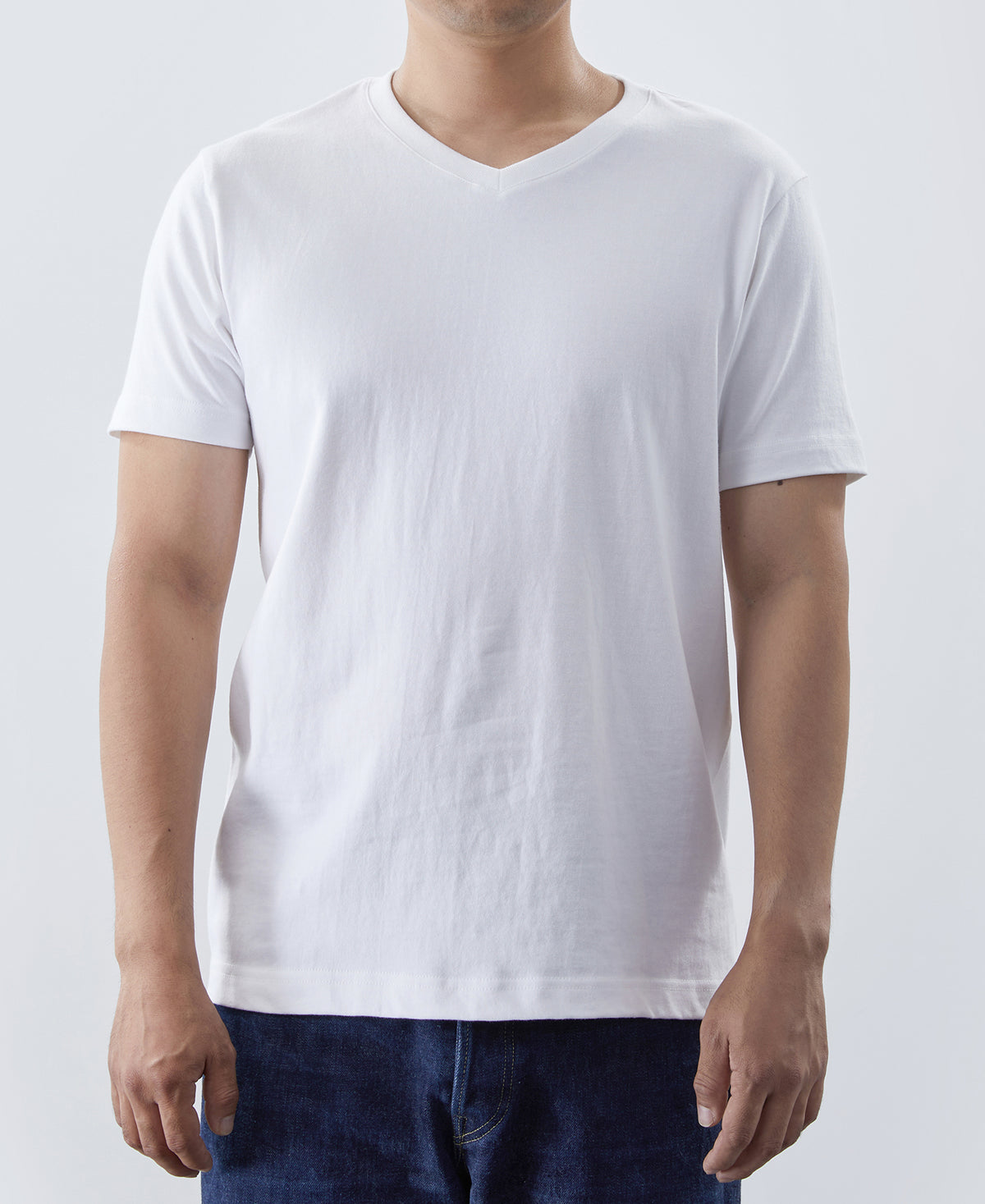7.2 oz Cotton V-Neck Tubular T-Shirt - White
