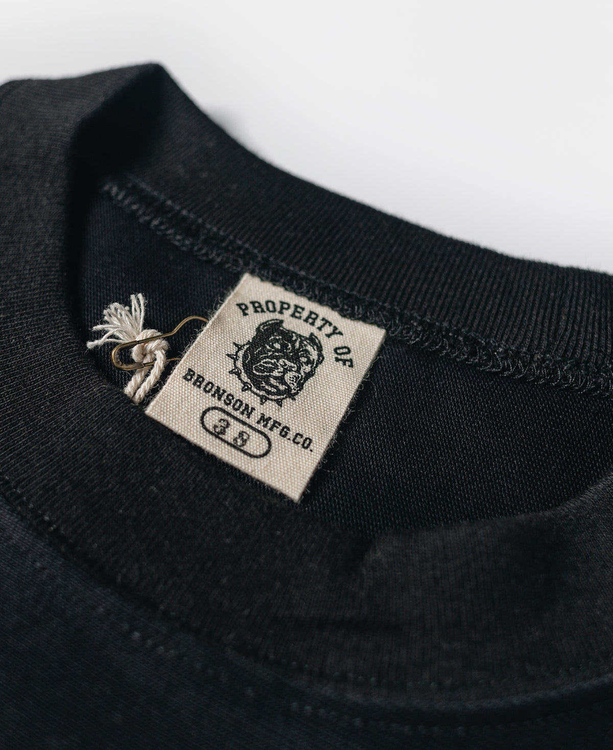 Devil-Dog Logo-Print Reverse Weave T-Shirt - Black