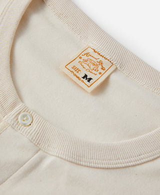 Henley-T-Shirt aus 8,5 Unzen Bio-Baumwolle