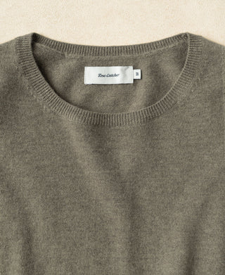 Merino wool crewneck sweater in grayish green, crew neck with interior label