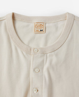 Henley-T-Shirt aus 8,5 Unzen Bio-Baumwolle