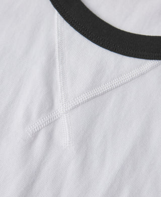 7.2온스 코튼 콘트라스트 팁 튜블러 라글란 V-거셋 티셔츠 - 블랙/화이트