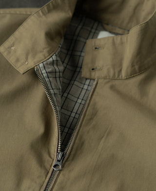Khaki harrington jacket collar lining in plaid with full-zip opening