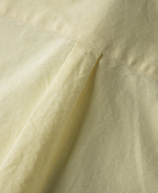 back pleat detail of Yellow Button Down Oxford Shirt