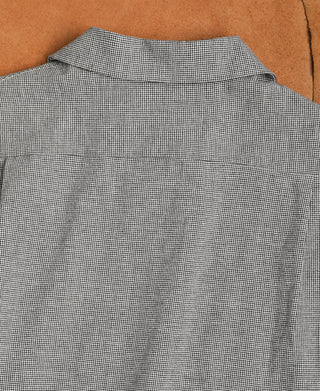 Back Collar Detail of Lot 220A Cotton-Linen Blend Houndstooth Long Sleeve Shirt