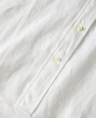 button closure detail of White Lot 225 Long Sleeve Linen Button-Down Shirt