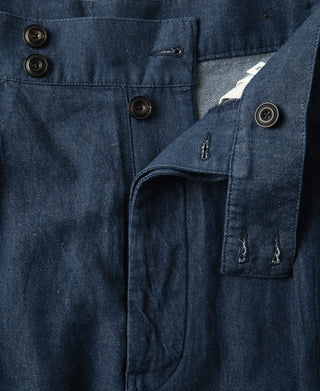 button closure detail of Indigo Relaxed Double-Pleated Hemp-Cotton Shorts
