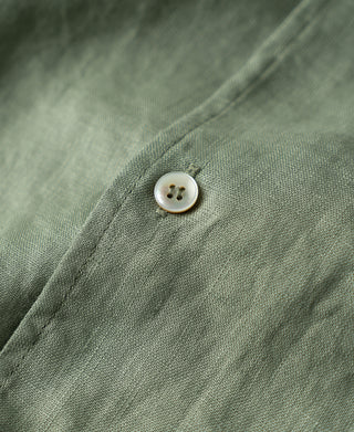 button detail of 1950s Italian Collar Linen Shirt