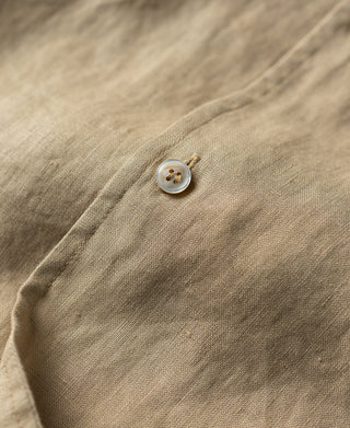 button detail of 1950s Italian Collar Linen Short Sleeve Shirt - Light Coffee