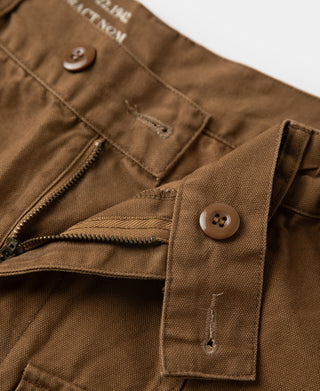 closure detail of M-42 Canvas Cargo Shorts - Dark Khaki