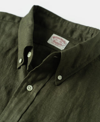 Collar detail of Lot 225 Long Sleeve Linen Button-Down Shirt