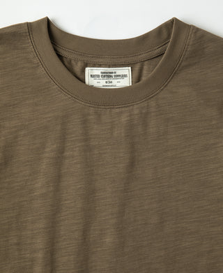 collar detail of Brown Heavyweight Slub Cotton Short Sleeve T-Shirt