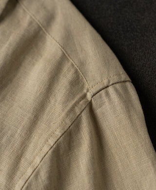 shoulder detail of 1950s Italian Collar Linen Shirt