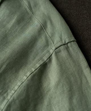 shoulder detail of 1950s Italian Collar Linen Shirt