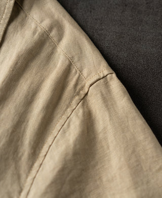 shoulder detail of 1950s Italian Collar Linen Short Sleeve Shirt - Light Coffee
