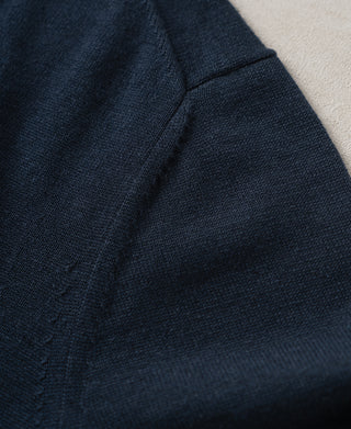 Shoulder Detail of Linen Cotton Blend Knit Johnny Collar Polo
