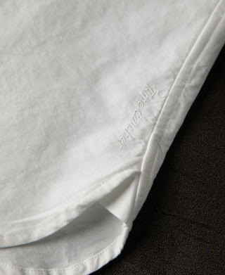 side slit embroidery of 1960s Classic Button Down Oxford Shirt - White