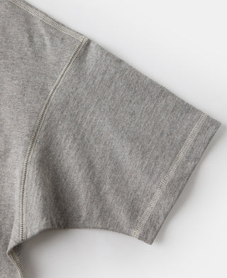 sleeve detail of 1940s Slub Cotton Henley Pocket T-shirt in Gray