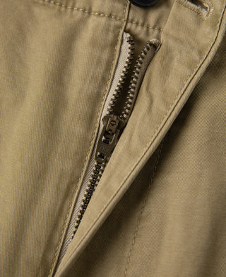zipper detail of 1930s Washed Officer Chino Shorts in Khaki