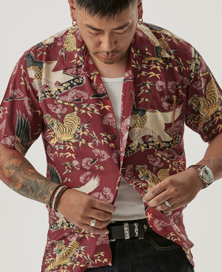 Ukiyo-e Aloha-Shirt mit Tiger- und Kranichmuster – Weinrot
